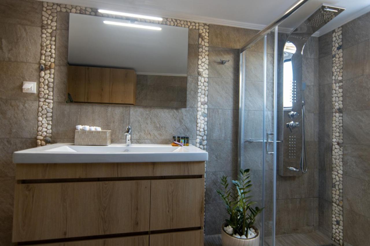 הוילה Bitsakis Family I - Paleochora Luxury House מראה חיצוני תמונה